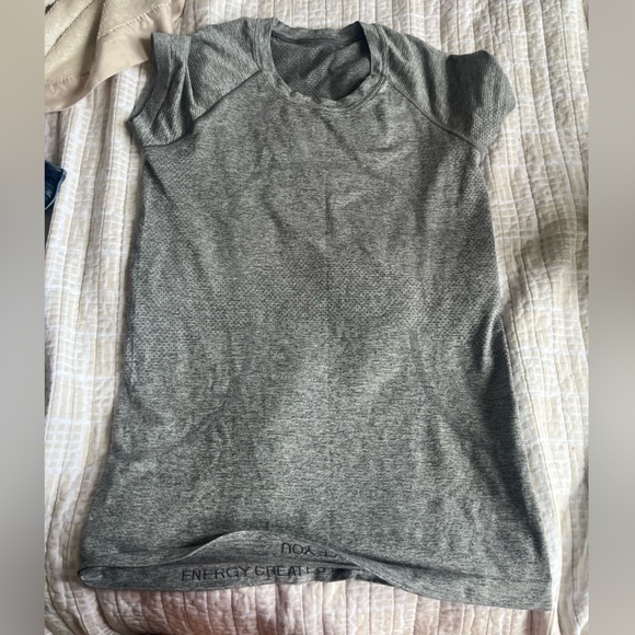 Lululemon Swiftly tech size 8 - Picture 1 of 3